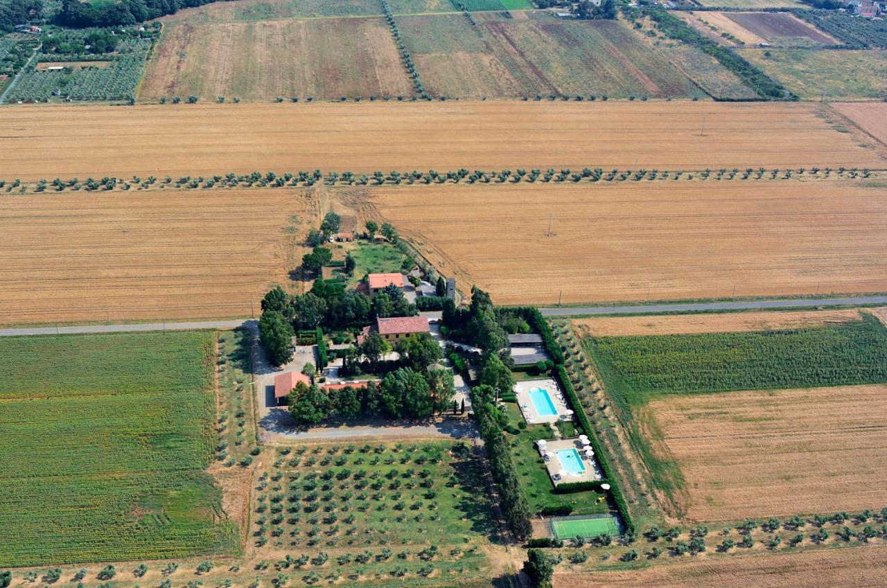 Agriturismo Le Pescine ヴァダ エクステリア 写真