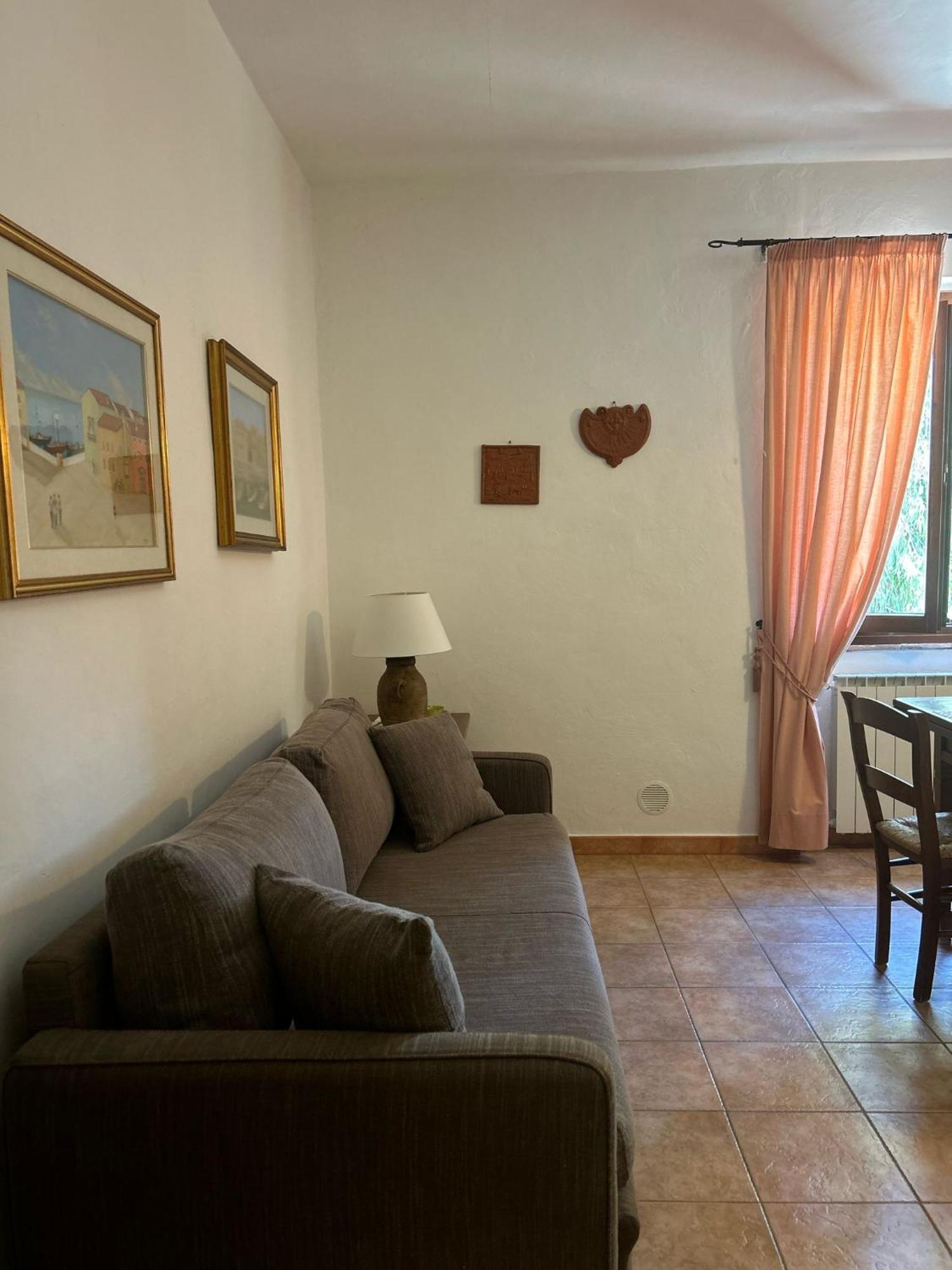 Agriturismo Le Pescine ヴァダ エクステリア 写真