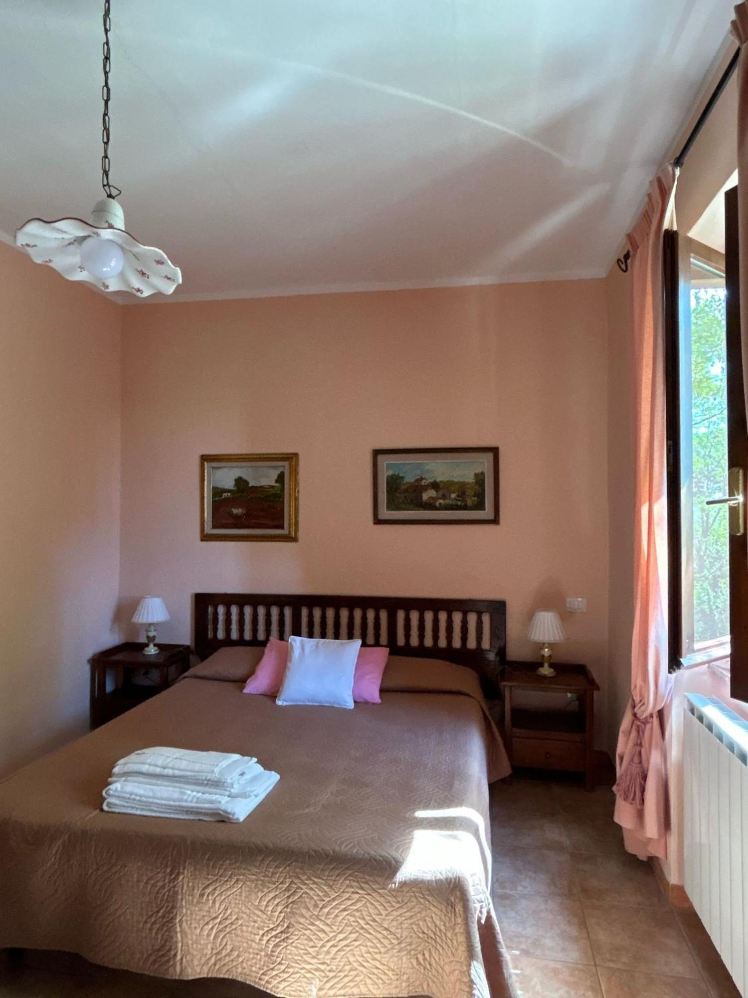Agriturismo Le Pescine ヴァダ エクステリア 写真
