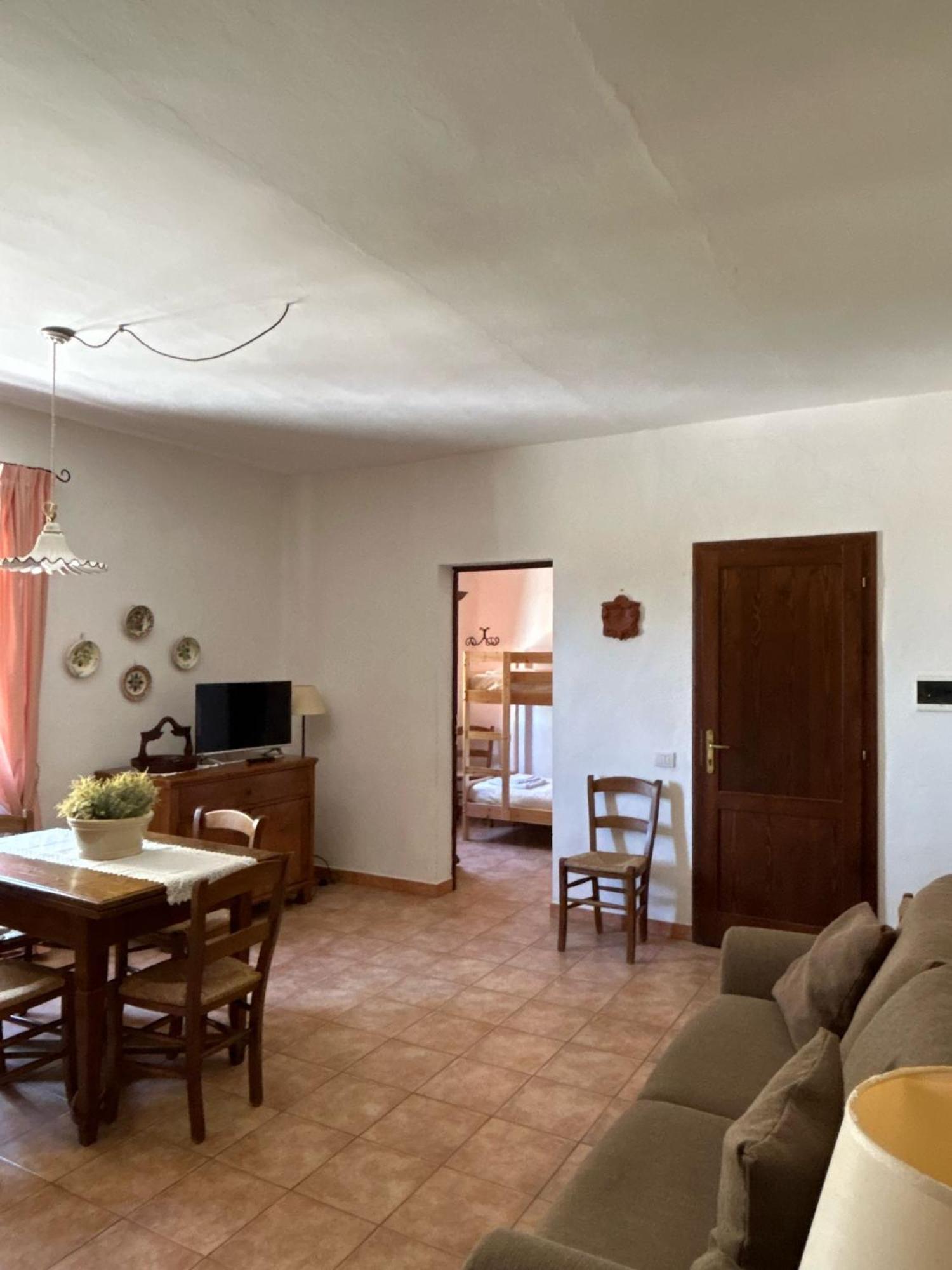 Agriturismo Le Pescine ヴァダ エクステリア 写真